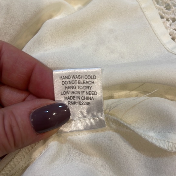 Skies Are Blue Lace Blouse - Picture 11 of 12